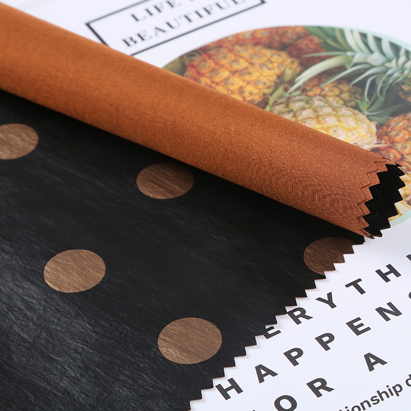 70d闪光尼龙皱面料 2019时尚复合彩膜面料现货批发定制防水