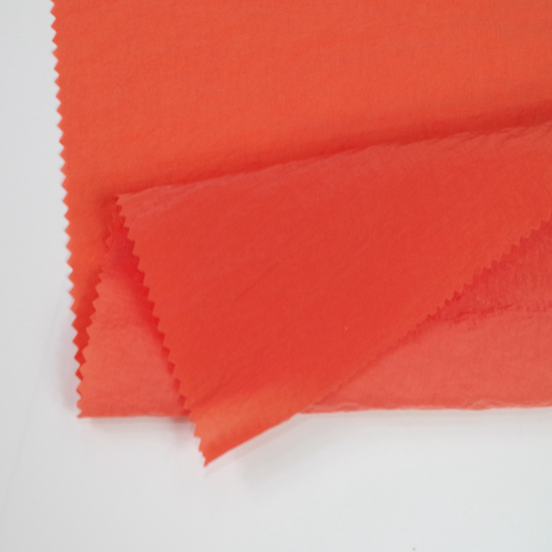 精选全涤纶潮流面料 男女衣服棉服羽绒被服布料批发大衣防风