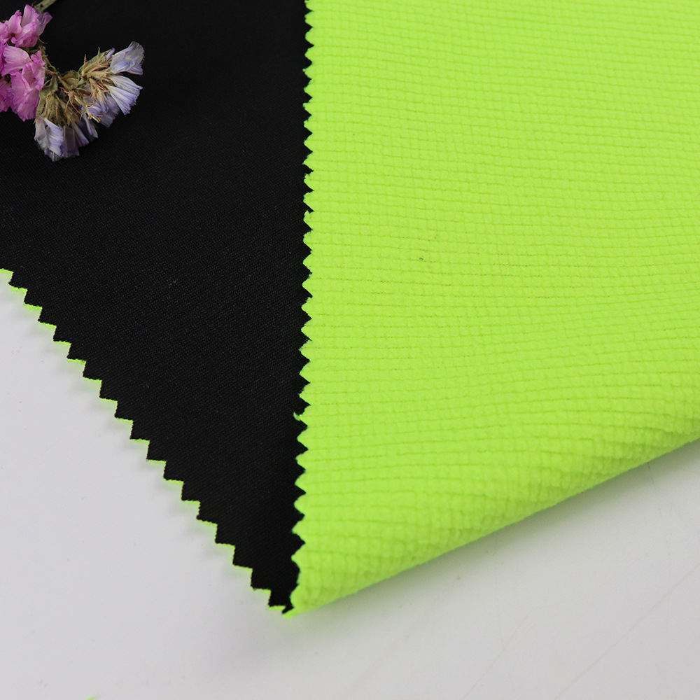 源头厂家 复合牛奶丝抽条摇粒绒面料 户外运动装透气复合面料直销