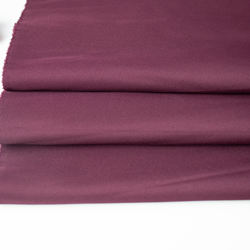 300T再生春亚纺 75D平纹全涤纶面料 春夏季休闲服户外服面料