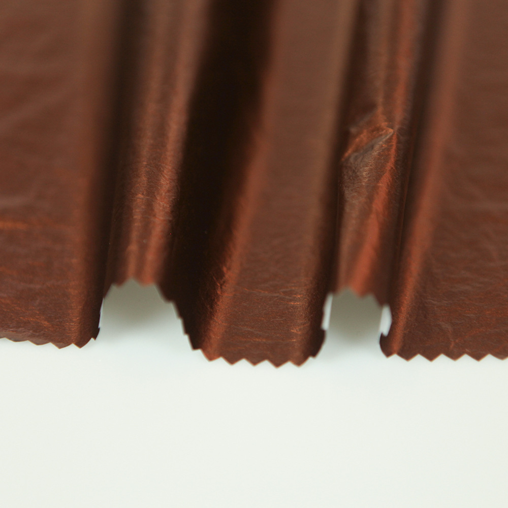 厂家直销 尼龙烫金面料 锦纶化纤秋冬风衣羽绒服布料服装辅料批发