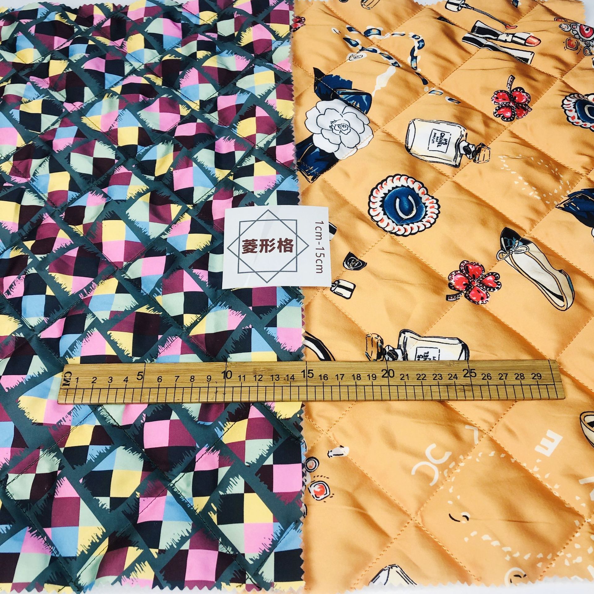 菱形格子仿真丝印花绗棉绣花 睡衣布料春秋外套缎面夹棉绗缝加工