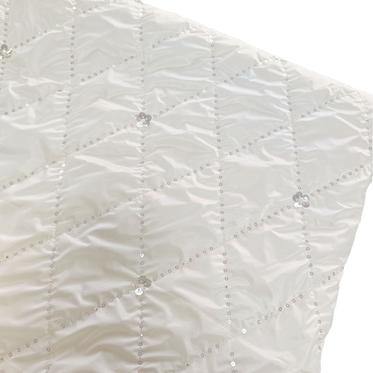 定做源头绗缝工厂绗缝棉布料夹棉布加工定做亮片绣珠管绣包包面料