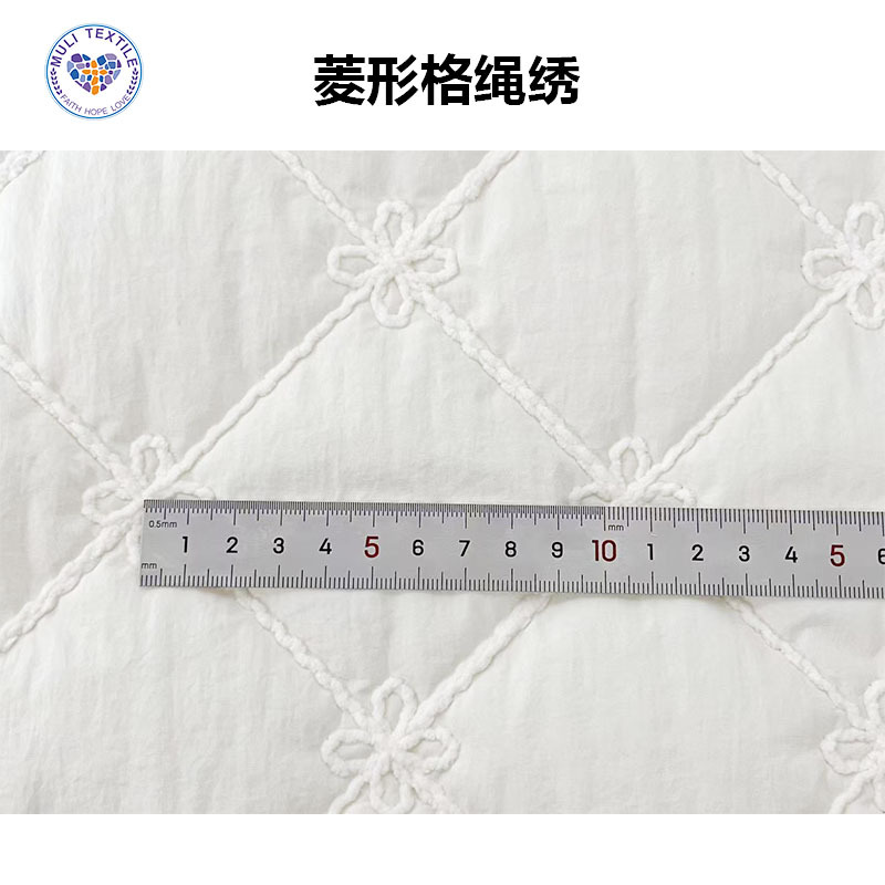 绳绣加粗线绗缝夹棉布立体绣花布云朵包服装夹克面料刺绣布绗绣