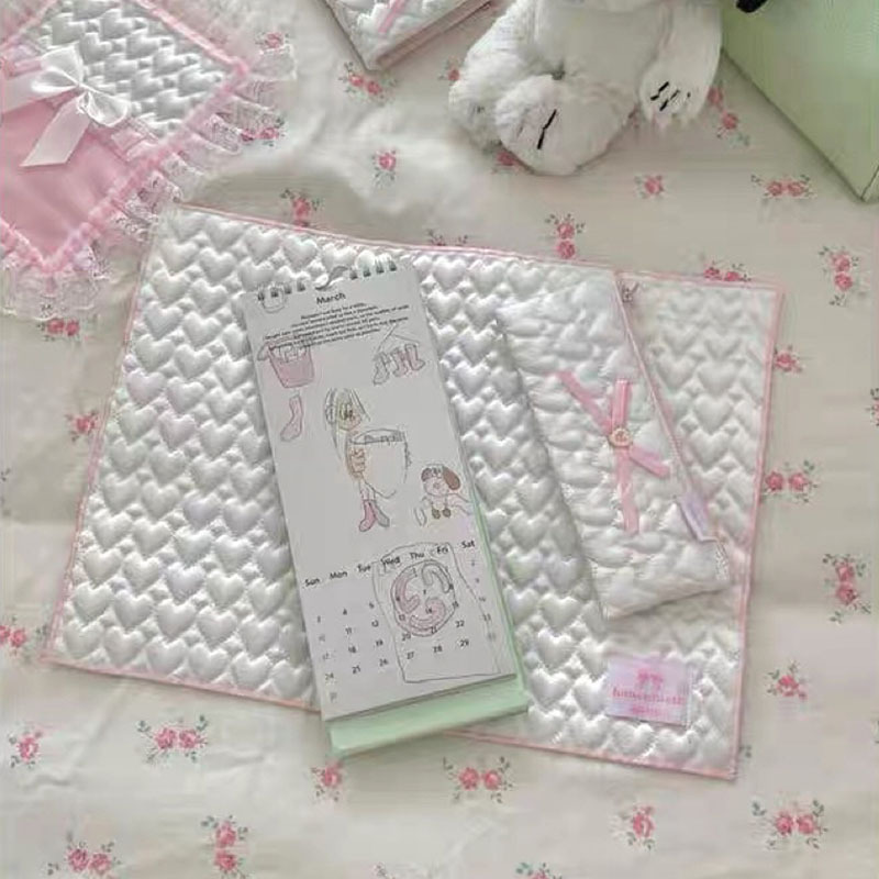 绗缝棉布料绣花面料衍缝绗绣爱心绗棉化妆包文具盒痛包服装面料