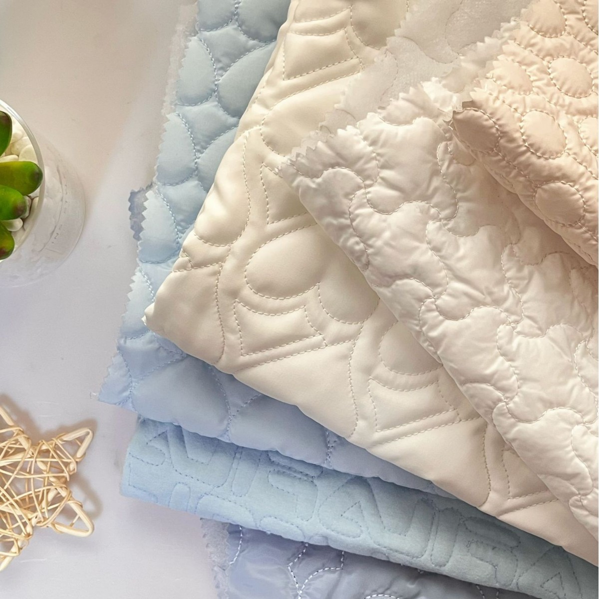 绗缝绗绣A4样品 珠管绣亮片绣超声波压花绗棉弹力绗棉云朵