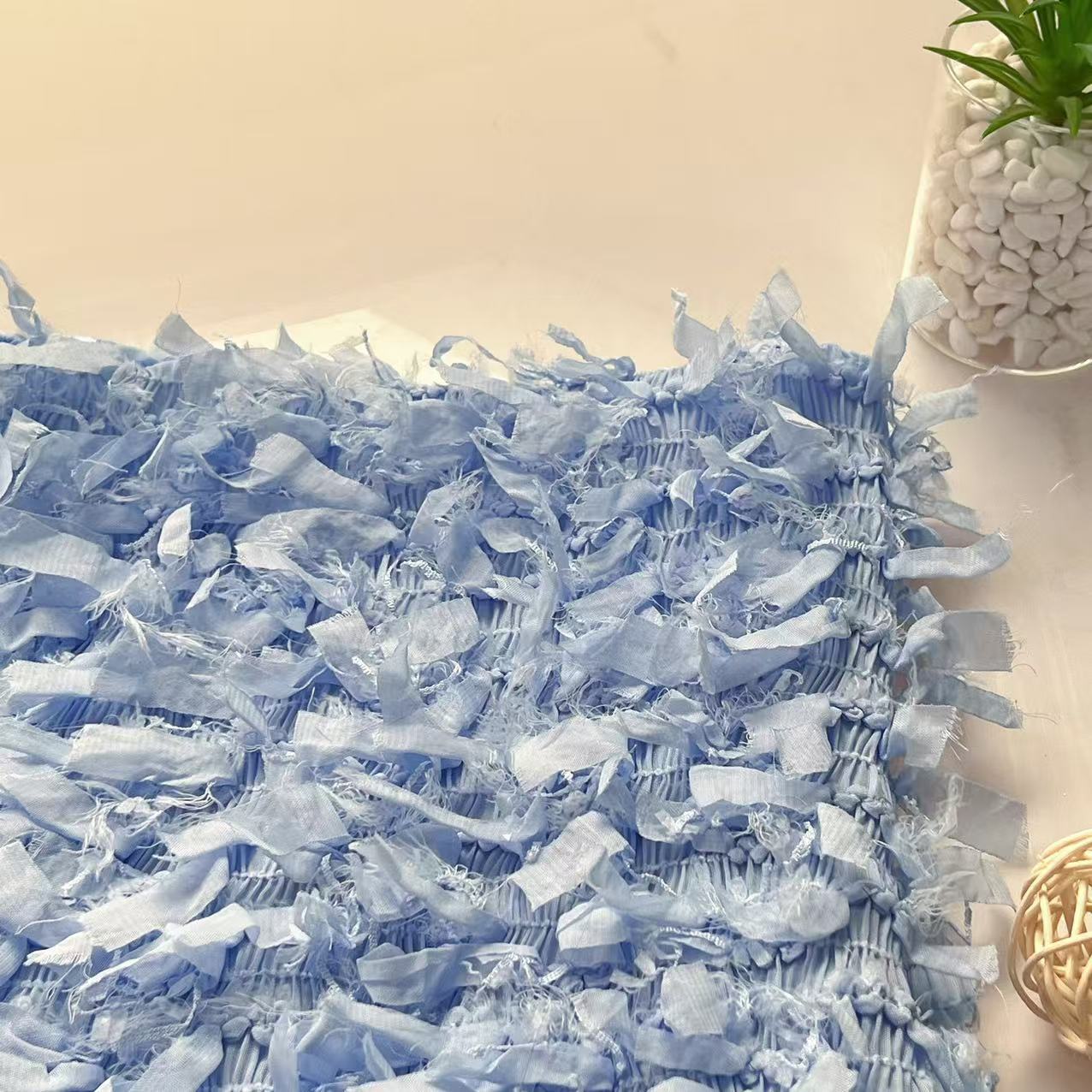 钩绣蕾丝碎片流苏绣花礼服裙子面料夏季连衣裙弹力打揽设计