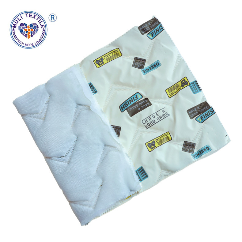 鲨鱼皮—彩色棉服羽绒服裤装时装面料纯涤布秋冬面料现货布料布匹