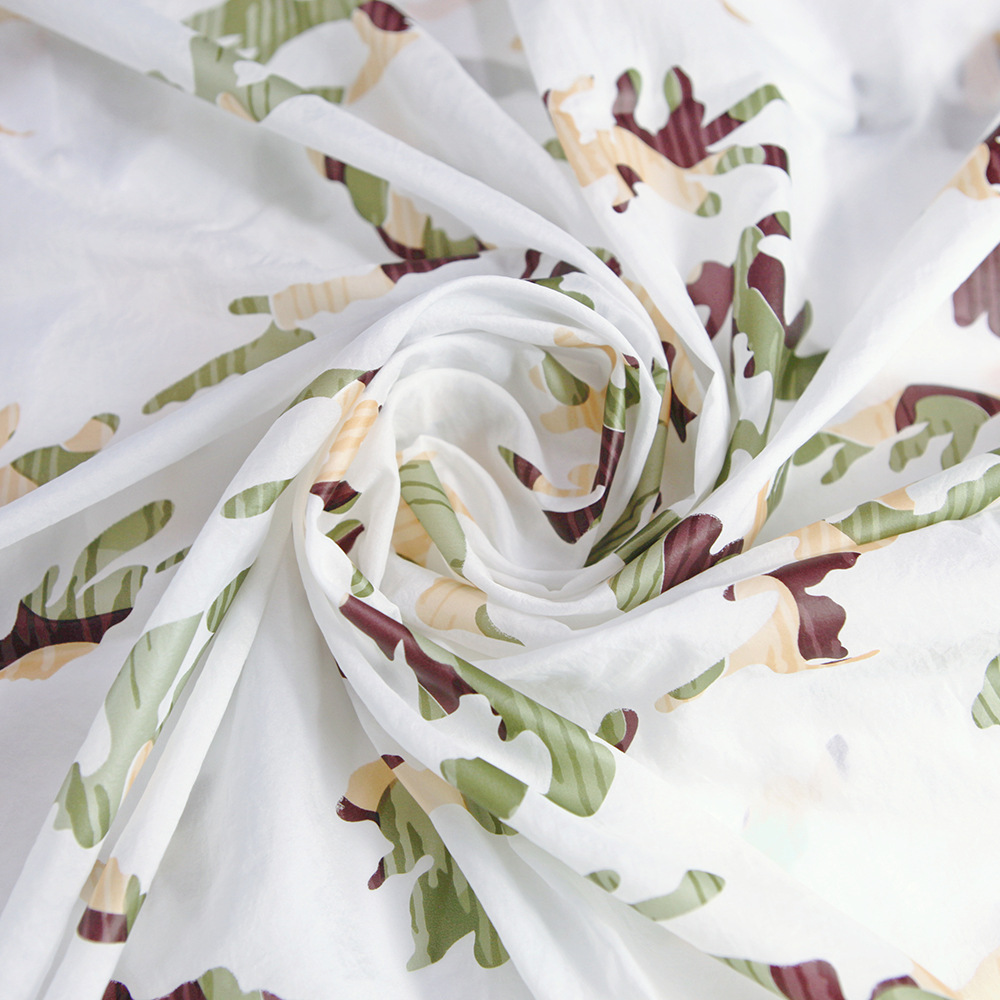 尼龙迷彩烫金印花轻薄冰感防晒服羽绒服面料现货批发