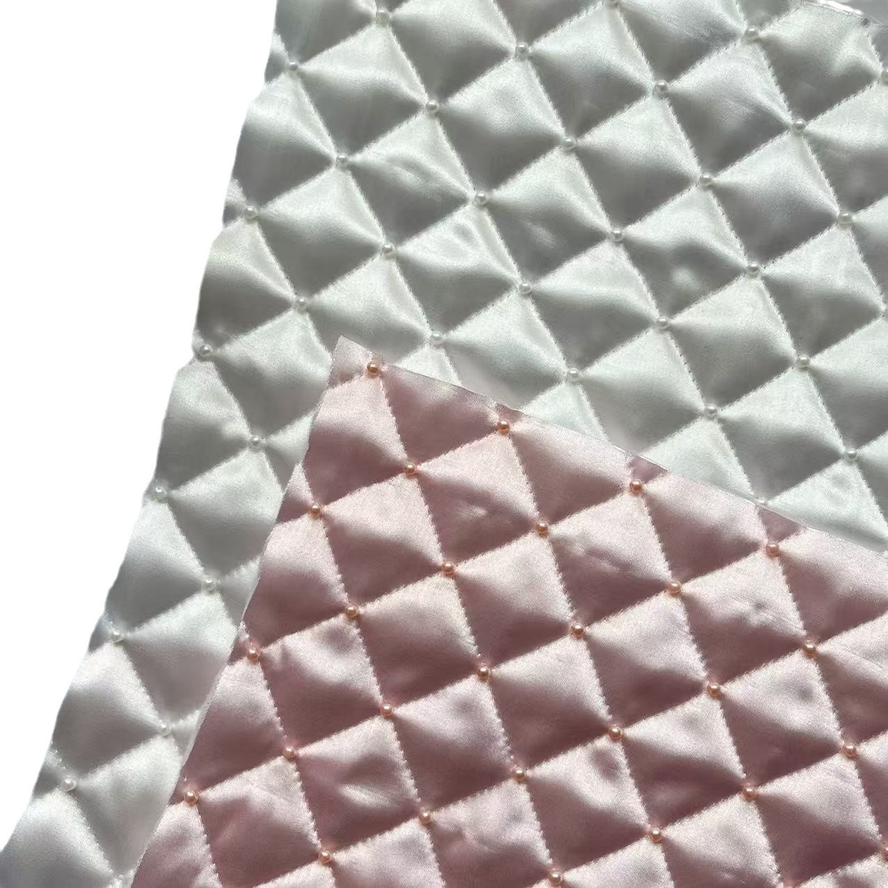 绗缝棉布料定制珠管绣衍缝布夹棉布云朵包化妆包服装面料宠物用品