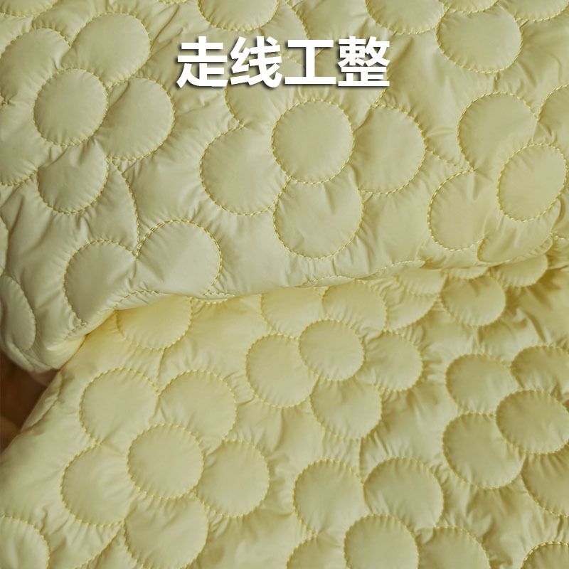 绗缝棉布料夹棉衍缝布匹花朵绣花布学生饭盒便当包云朵包宠